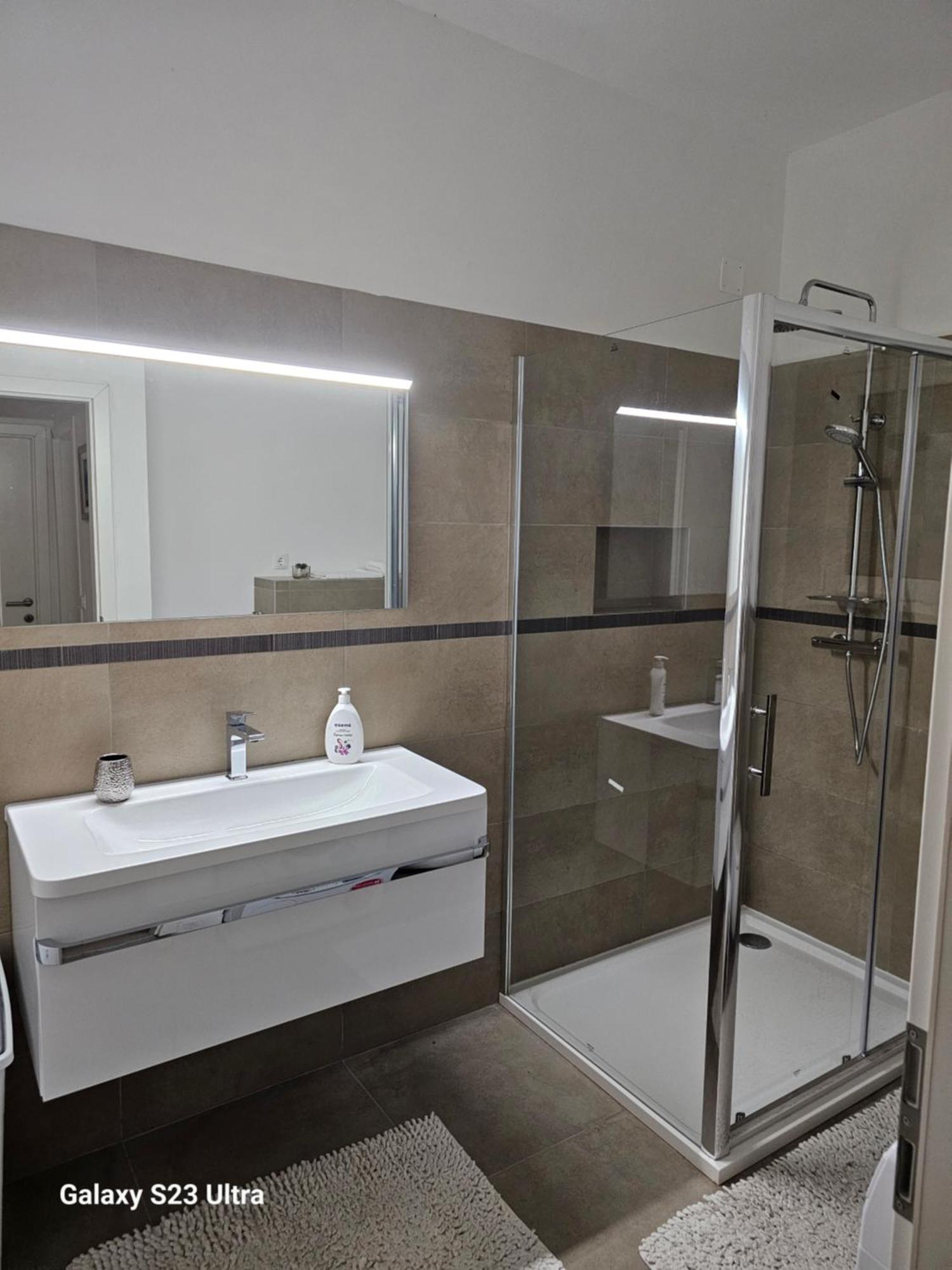 Apartmani Dianna Kastela Bagian luar foto