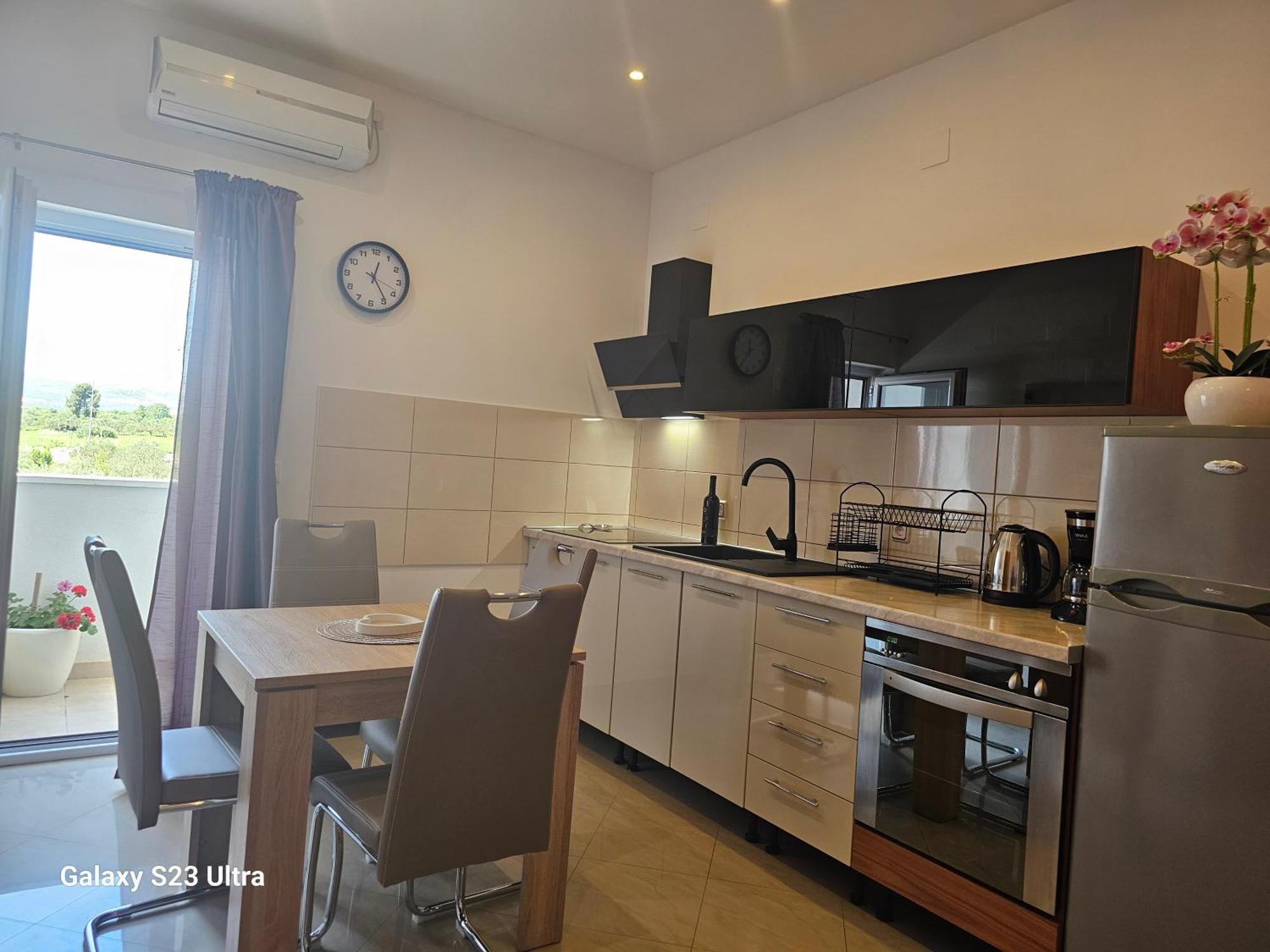 Apartmani Dianna Kastela Bagian luar foto