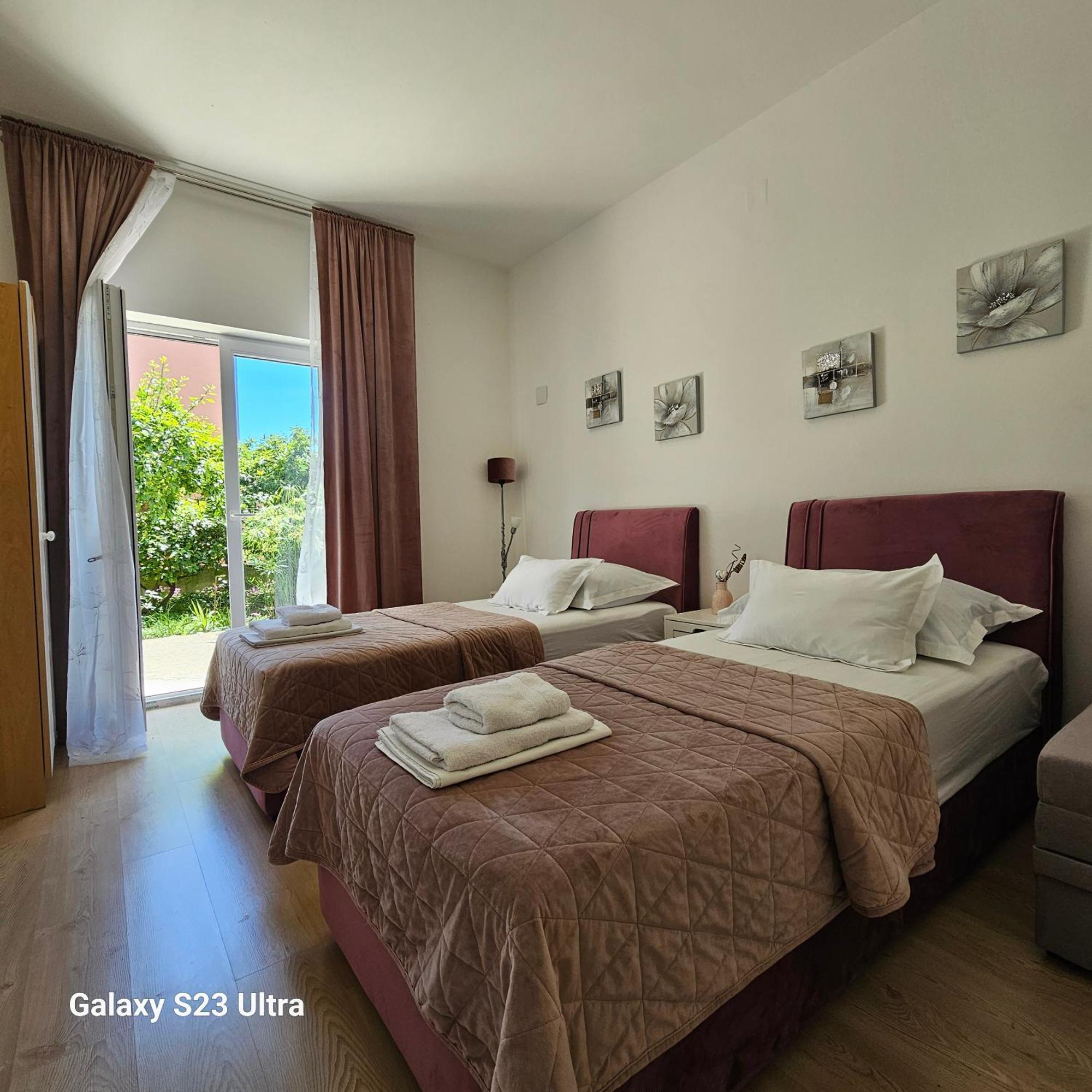 Apartmani Dianna Kastela Bagian luar foto