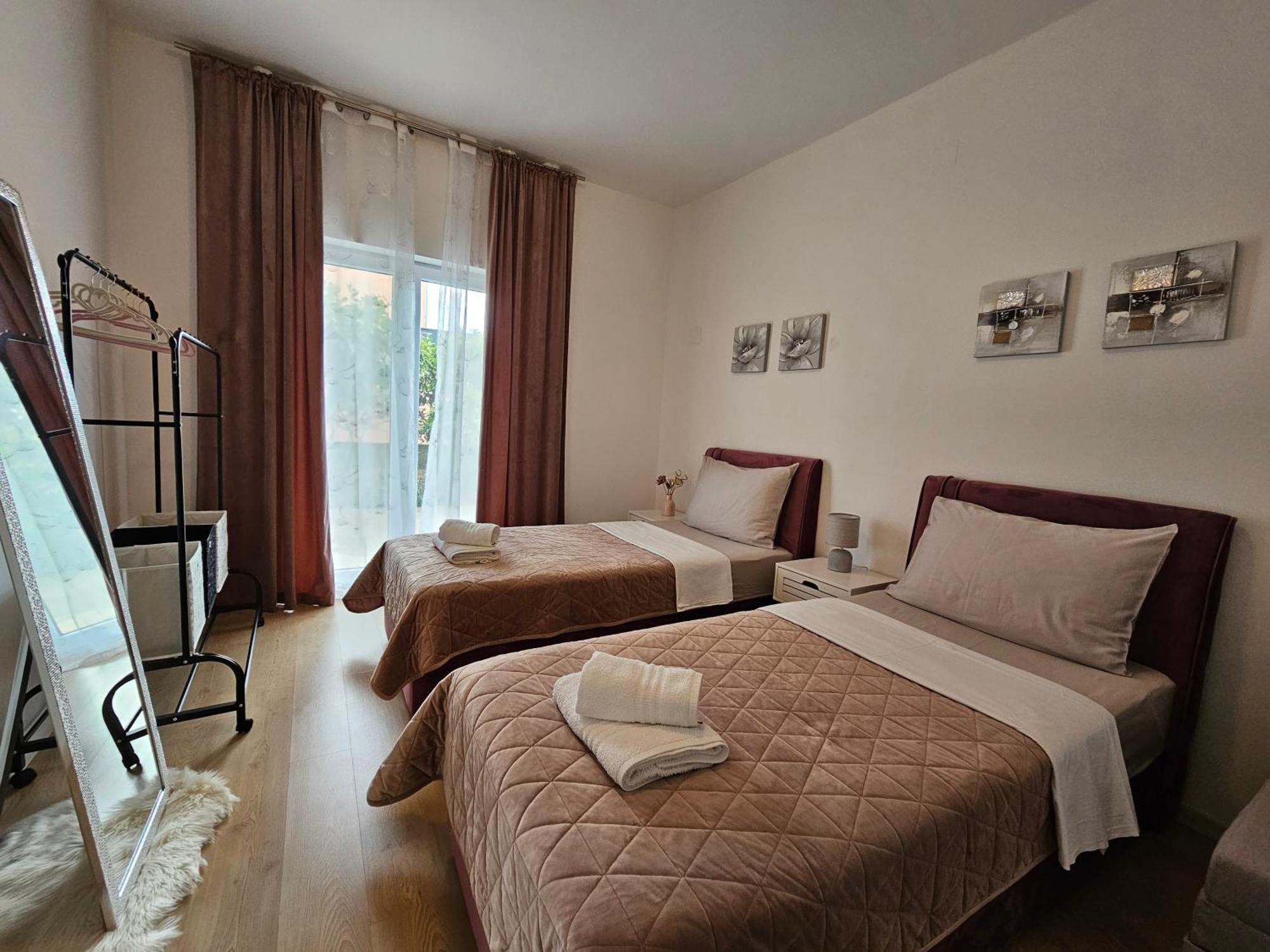 Apartmani Dianna Kastela Bagian luar foto